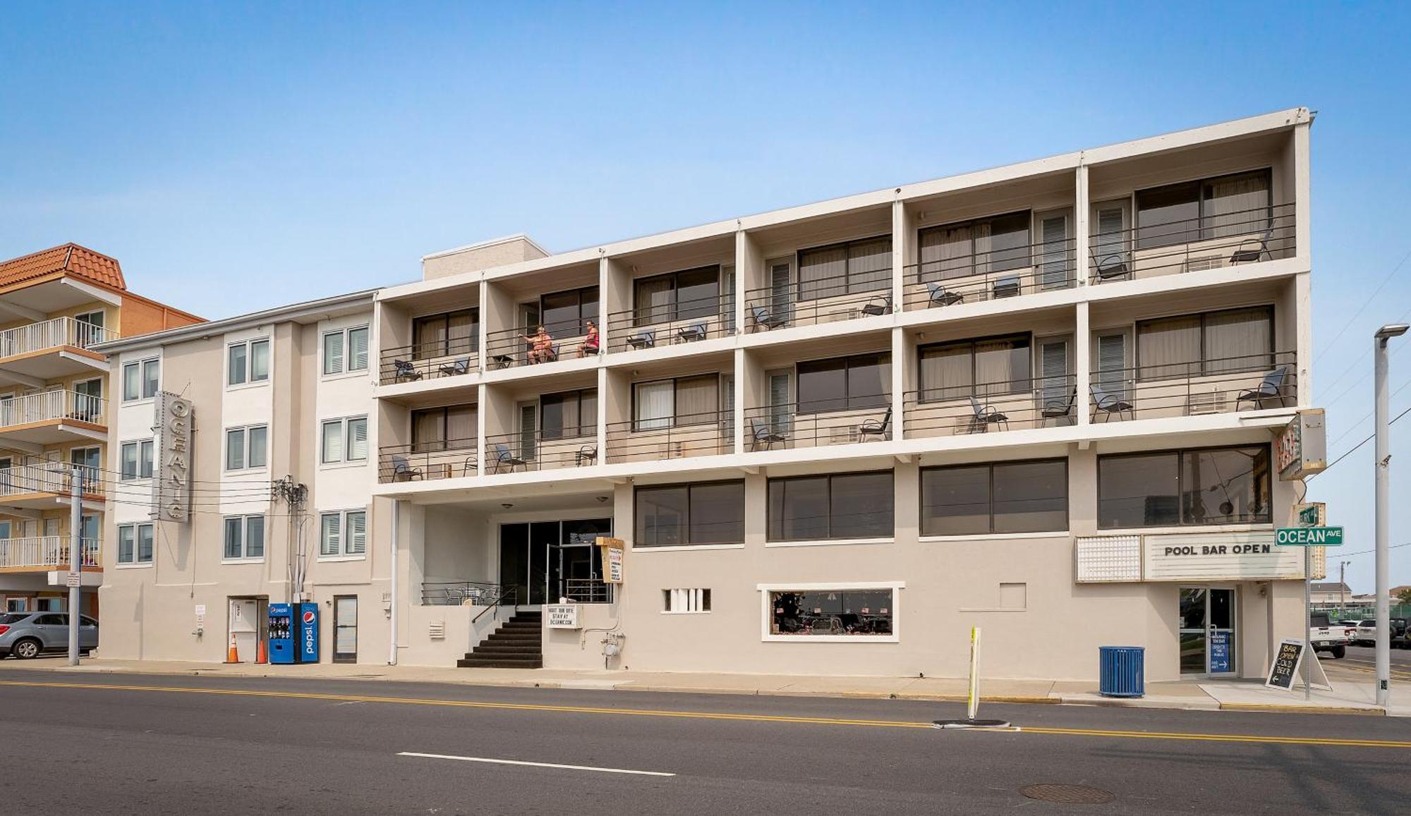 Oceanic Hotel & Barefoot Tiki Bar Wildwood Exterior foto